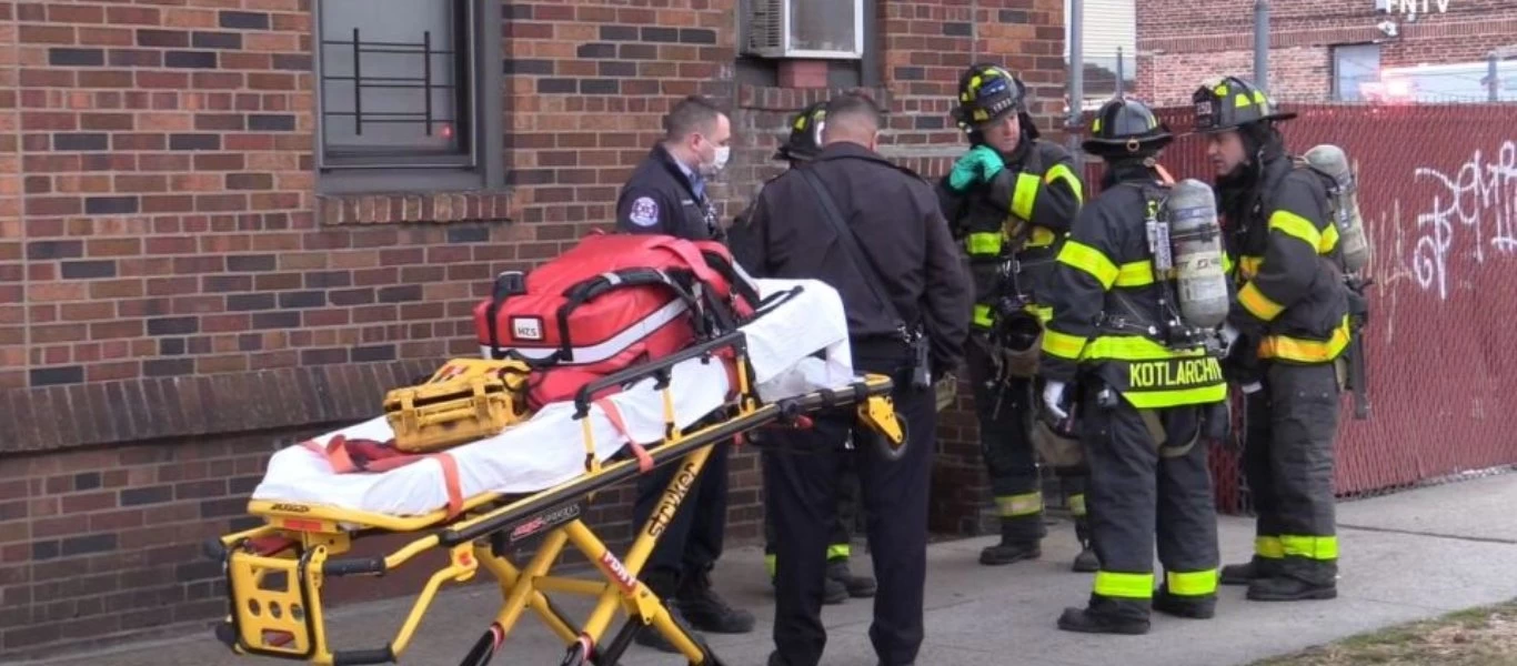 ΗΠΑ: Ένας νεκρός και τέσσερις τραυματίες σε «ύποπτο περιστατικό» στο Κουίνς - Αναφορές για χημικά